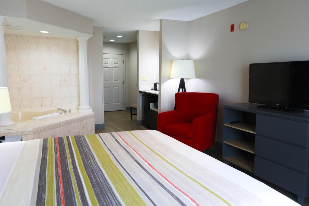 Country Inn & Suites by Radisson, Myrtle Beach, SC - Suite King Con Idromassaggio - Non Fumatori