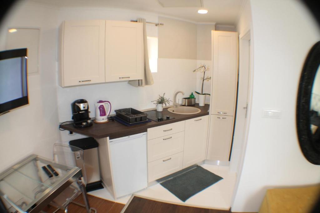 Amorino Apartman Studio - 11