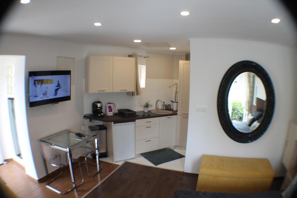 Amorino Apartman Studio - 10