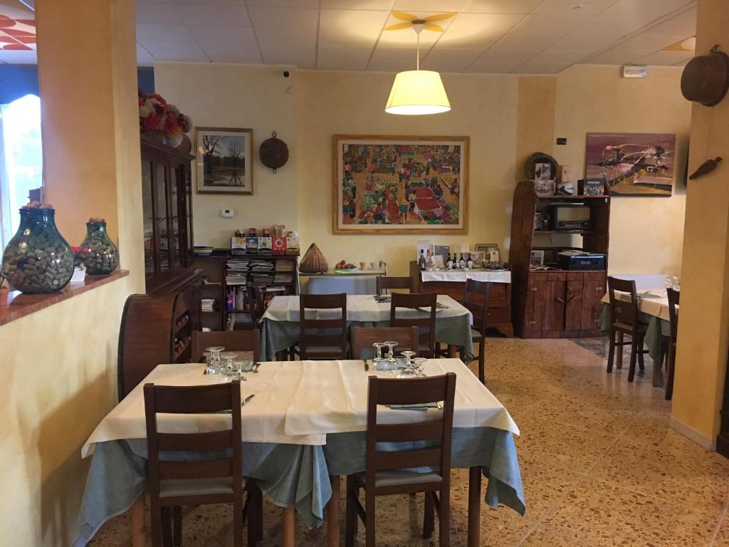 Restaurace v ubytování Albergo Ristorante Monte Selva