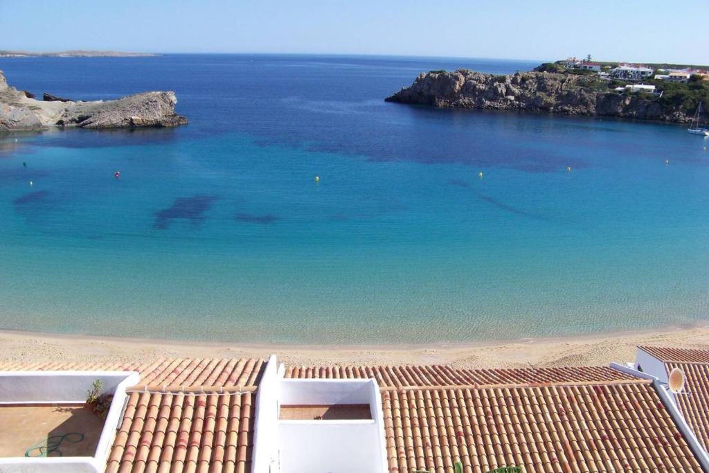 Vistas al mar y la piscina, Arenal den Castell – Updated ...
