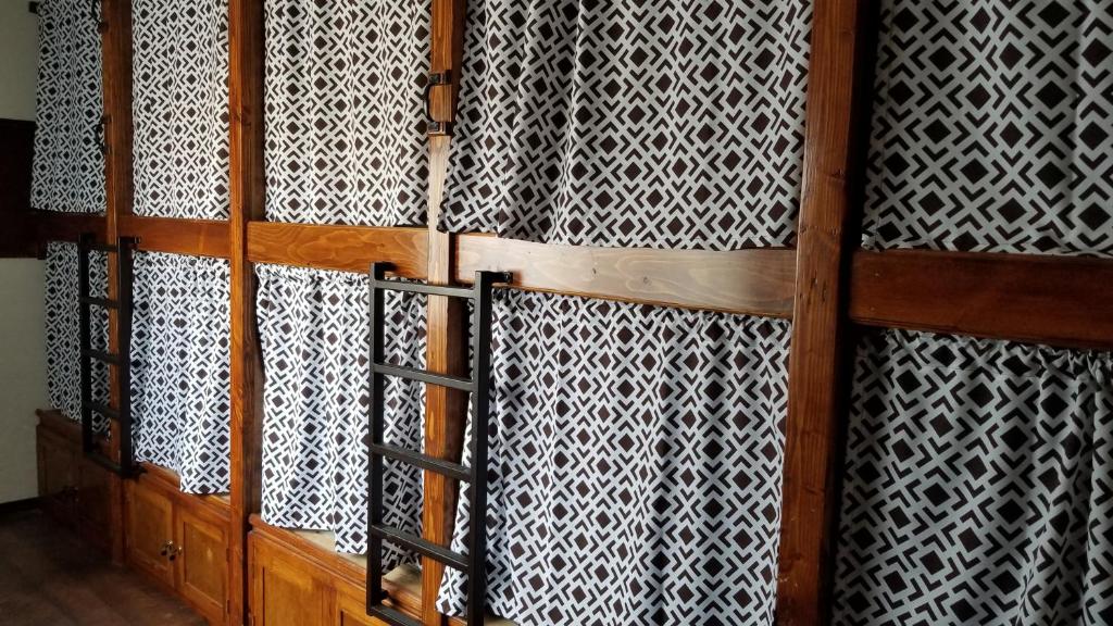 De Alamo hostel - 10床混合宿舍房间