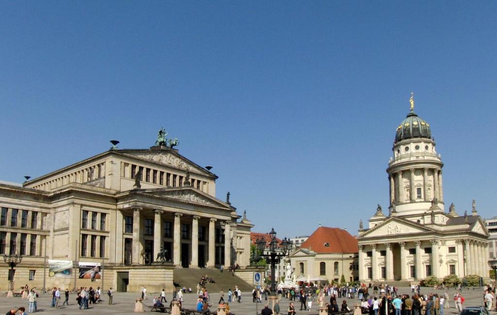 Romantic Style Apartment Berlin Alexanderplatz - 13