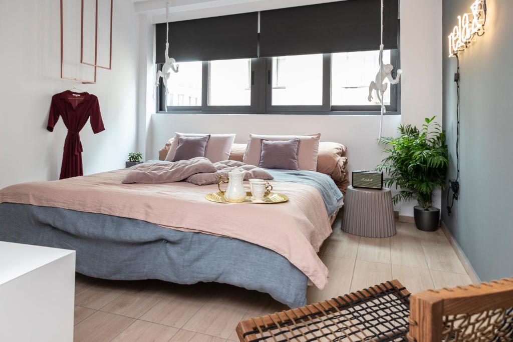 14 Reasons Why Hotel Athens - Resim 22