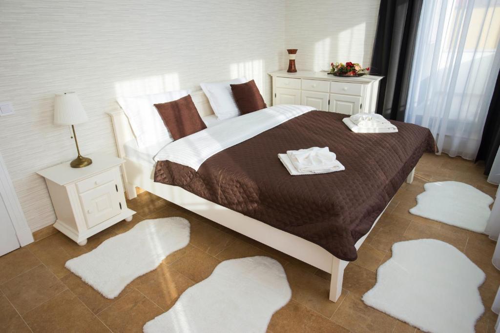 Lira Holiday Apartments