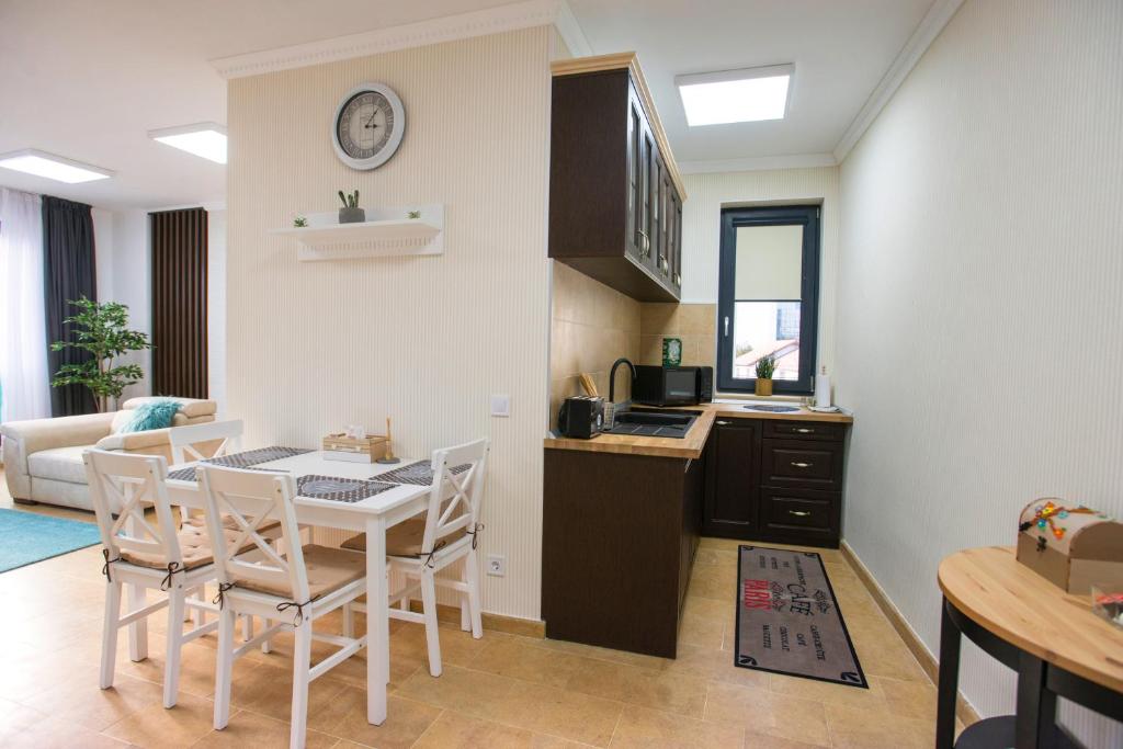 Lira Holiday Apartments - Studio