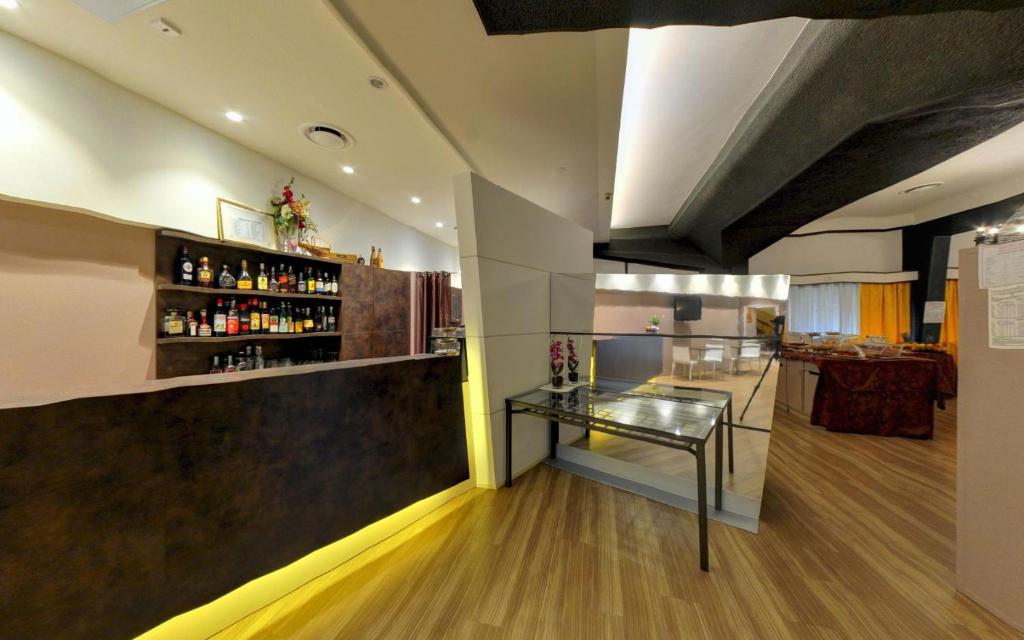 Napoje w obiekcie Ai Ronchi Motor Hotel Brescia