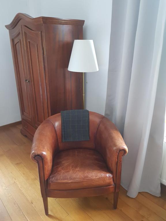 Posezení v ubytování Hotel Auberge D'Alle