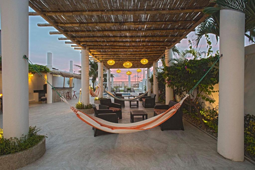 Patio nebo venkovní prostory v ubytování Hotel La Ría Playas