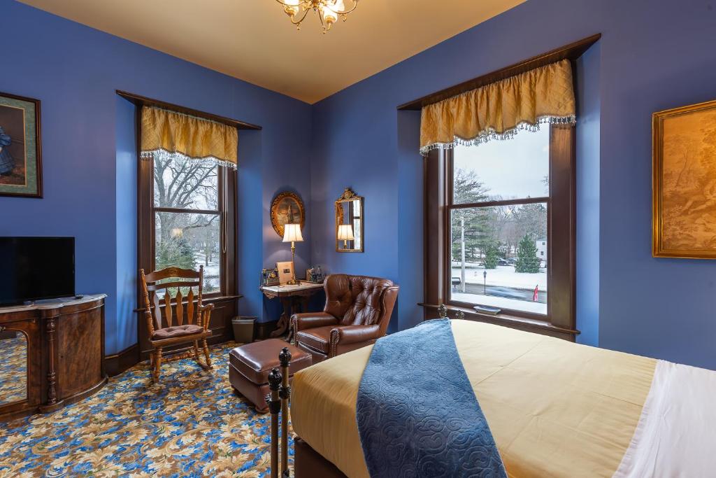 Steele Mansion Inn & Gathering Hub - Suite Queen Deluxe