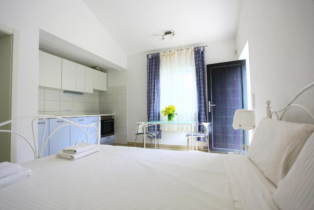 Posteľ alebo postele v izbe v ubytovaní Apartmani Val