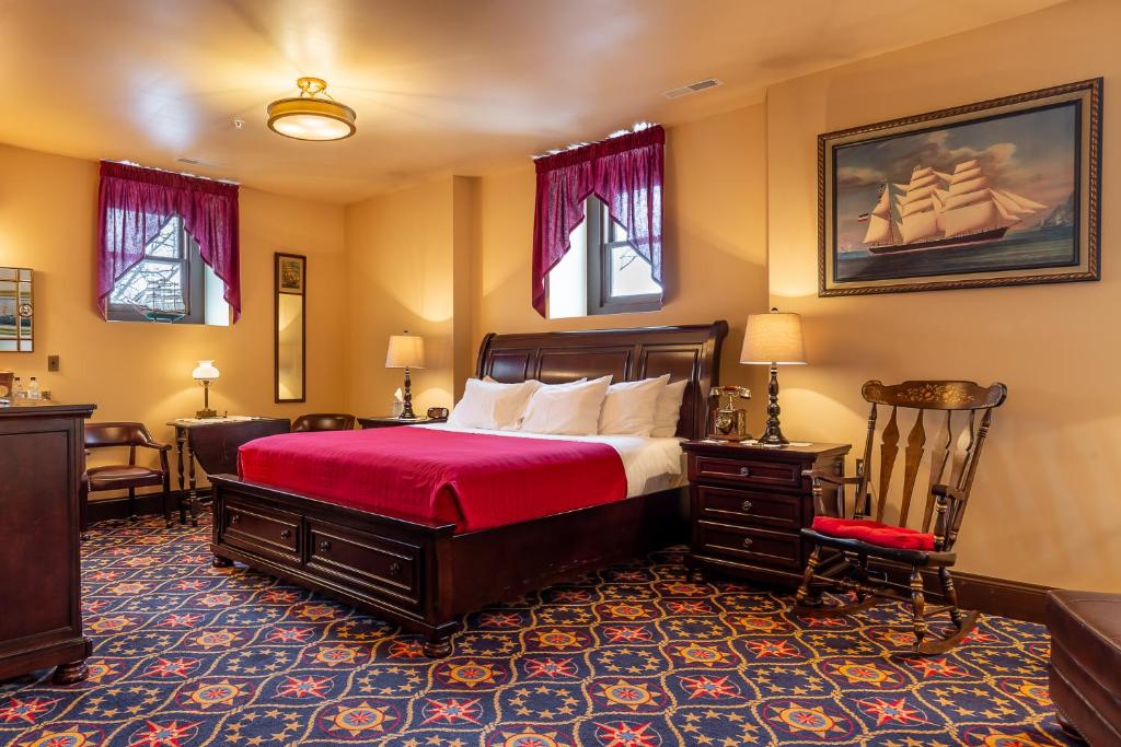 Steele Mansion Inn & Gathering Hub photo