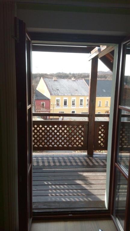 Balkon lub taras w obiekcie Apartments U Kašny