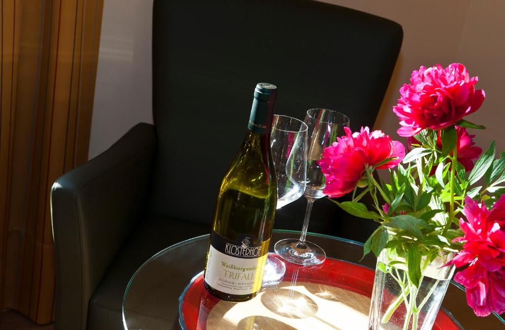 Nápoje v ubytovaní Hotel Weingut Klosterhof