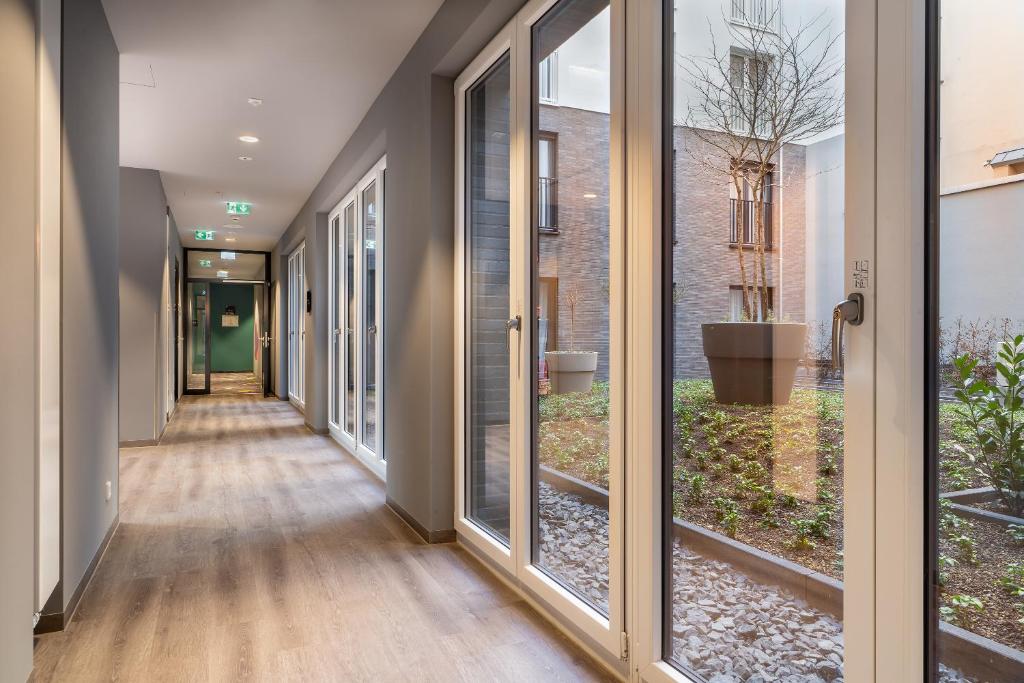 Holiday Inn - the niu, Charly Frankfurt City by IHG - Resim 30