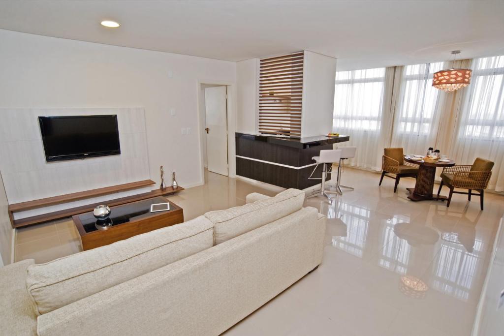 Wyndham Golden Foz Suítes