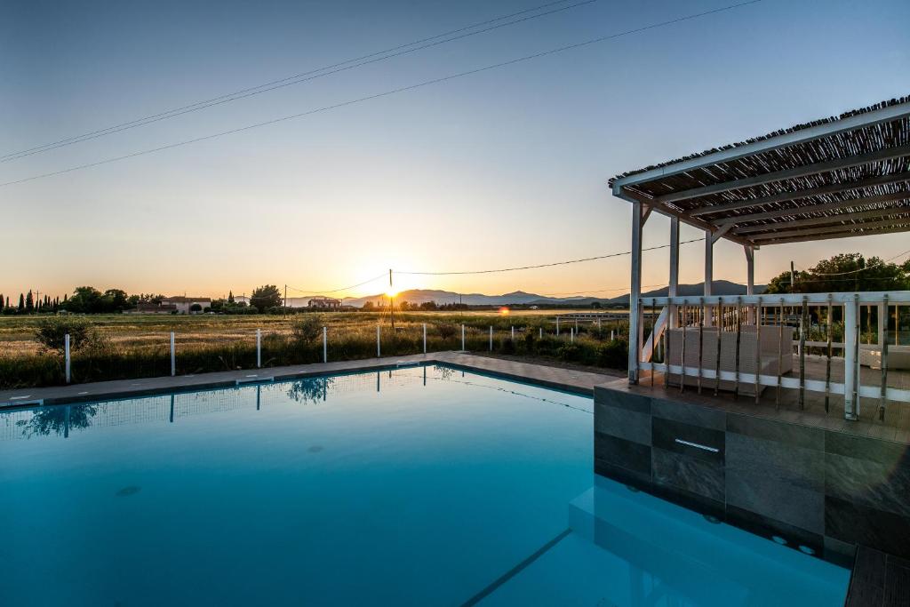 The swimming pool at or close to REFUGIUM CountryHouse