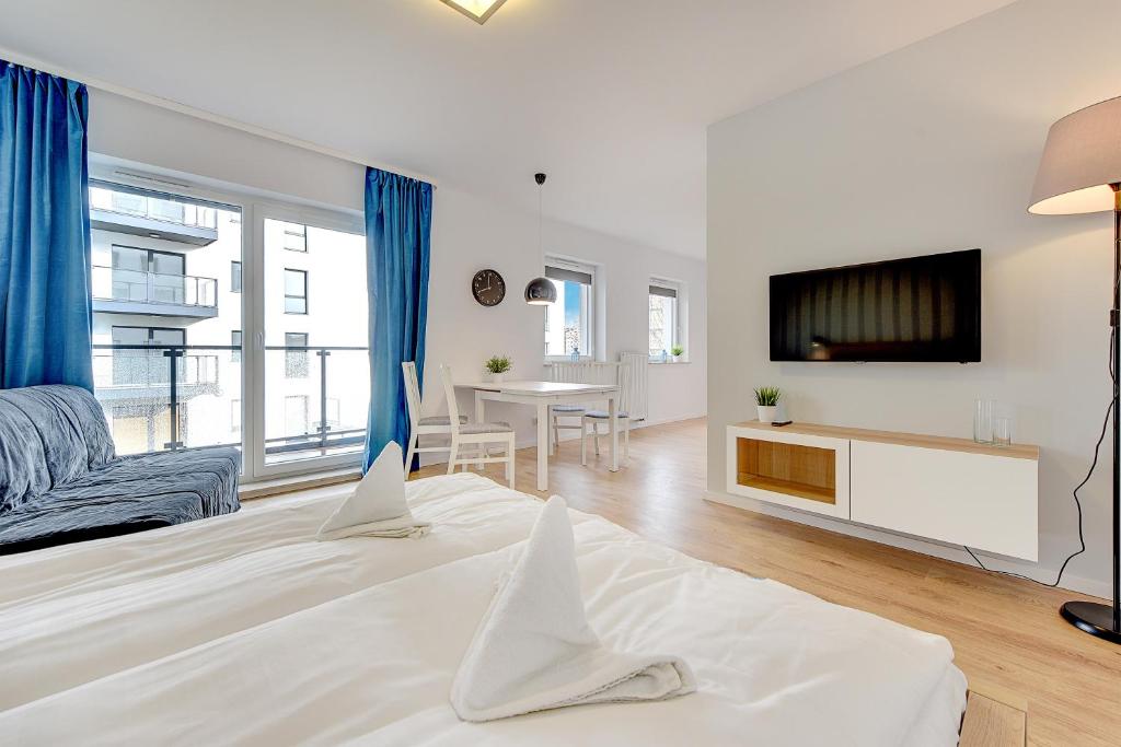 Apartamenty Apartinfo Chmielna Park - Студийная квартира с балконом без парковки