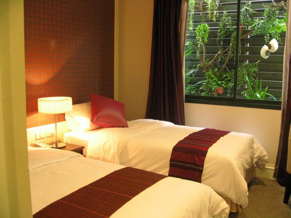 Aphrodite Inn Bangkok - Resim 39