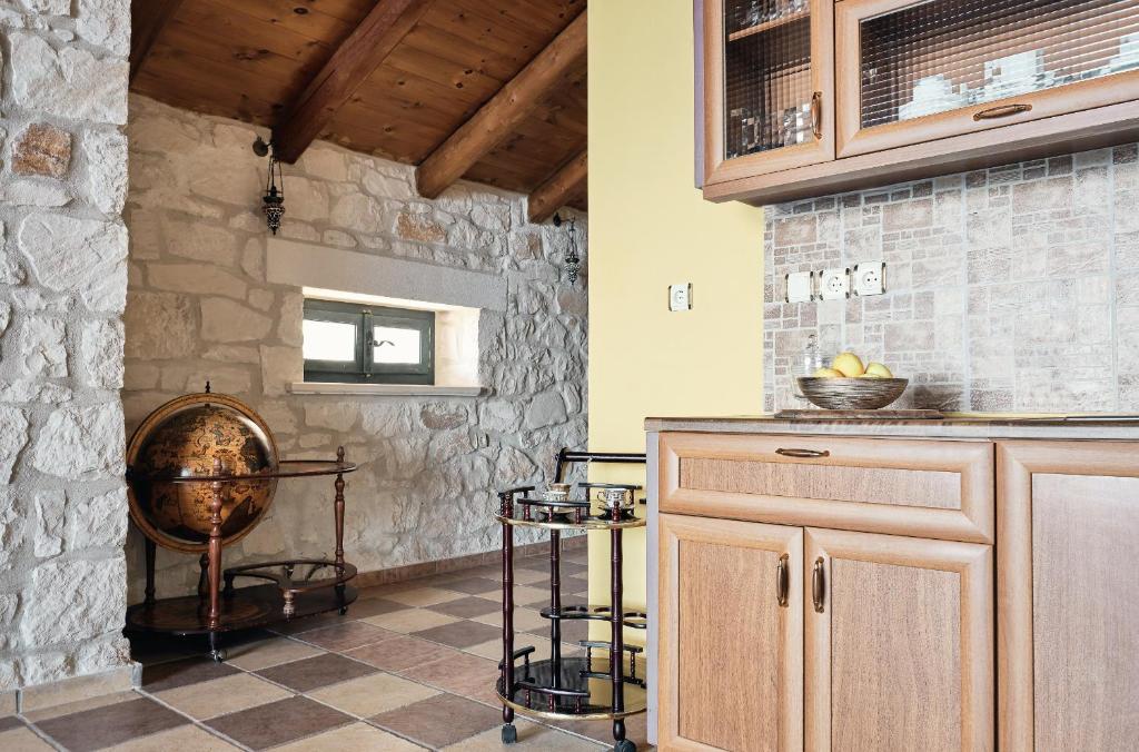 Kuchyň nebo kuchyňský kout v ubytování Diamond Suites