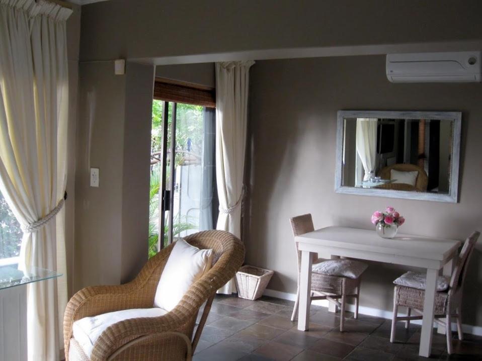123 Ocean View Drive Apartment - Apartment