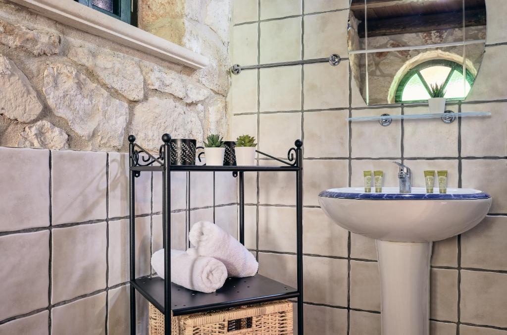 Koupelna v ubytování Diamond Suites