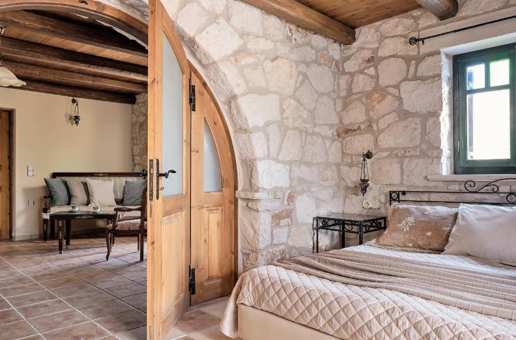 Postel nebo postele na pokoji v ubytování Diamond Suites