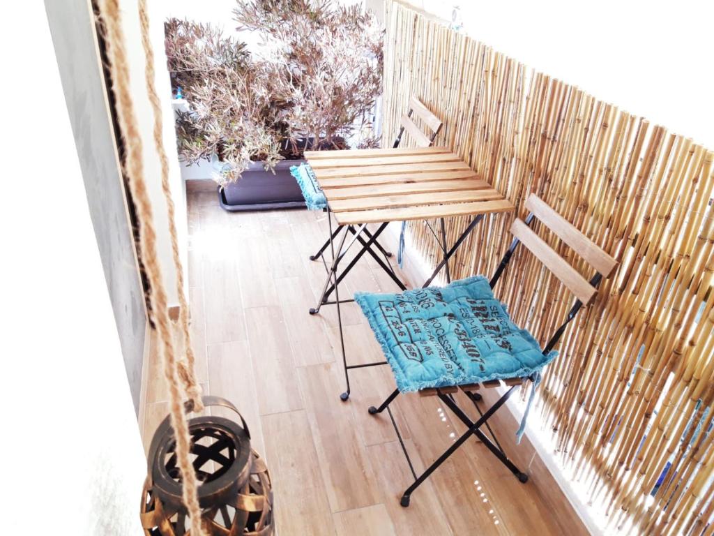 Balkón nebo terasa v ubytování Athens city center cozy apartment