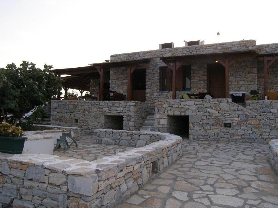 Nektarios Fanos Studios - 10