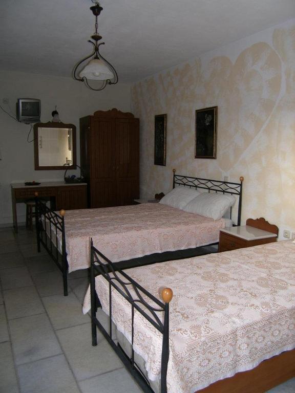 Nektarios Fanos Studios - 4