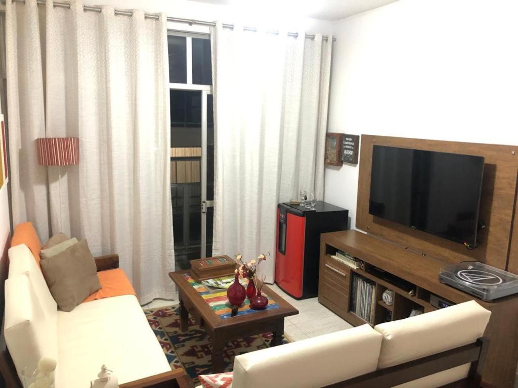  Apartamento em frente à praia