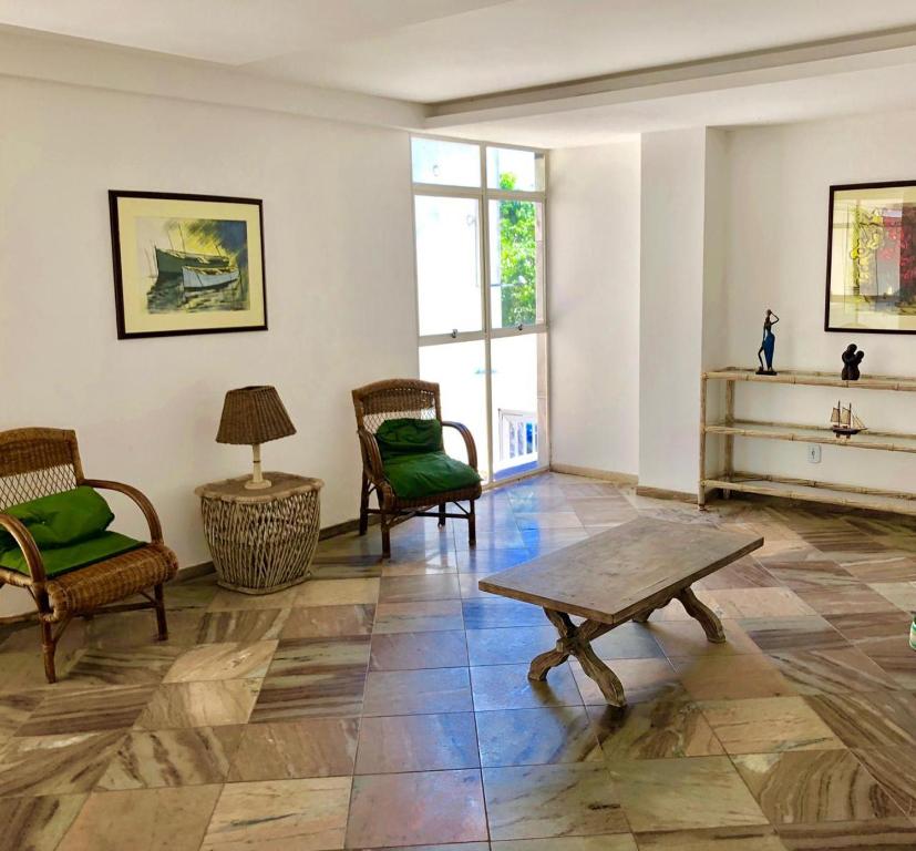  Apartamento em frente à praia