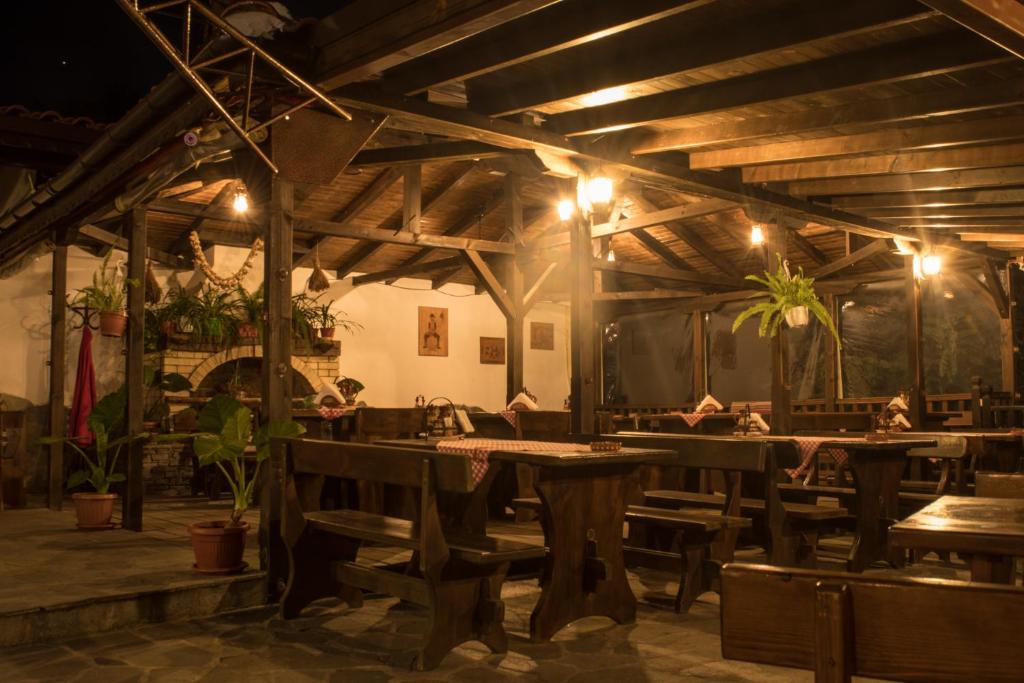 Restaurace v ubytování комплекс ВОДОПАДА