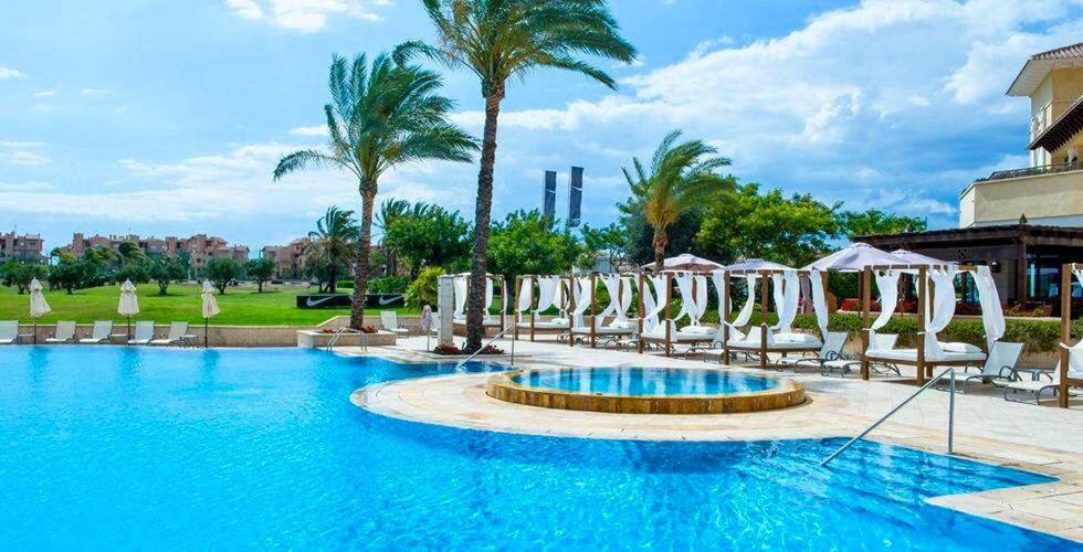Zeer trendy penthouse op de Mar Menor Golf & Padel Resort ...