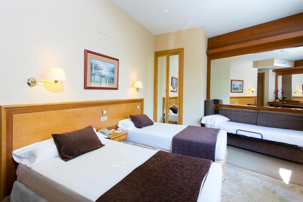 VP Jardín de Tres Cantos - Salle Familiale (2 Adultes + 1 Enfant)