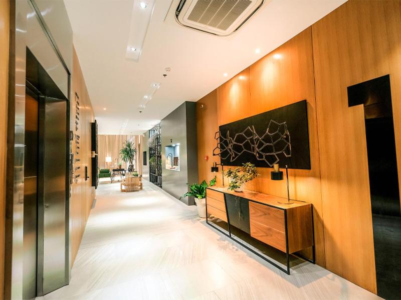 TV a/nebo společenská místnost v ubytování Avior Hotel