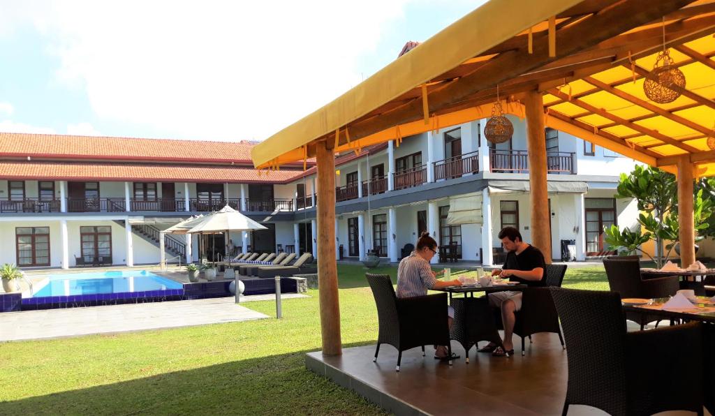 Bazén v ubytování IMAGINE Villa Hotel nebo v jeho okolí