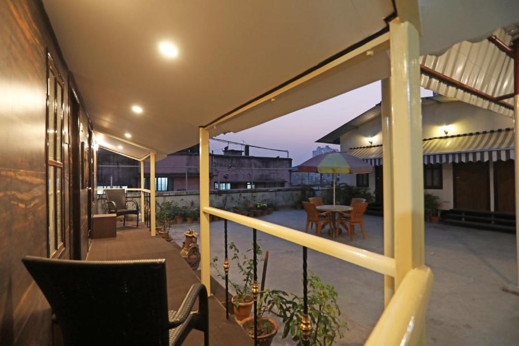 Balkón nebo terasa v ubytování Hotel Rushabh Home