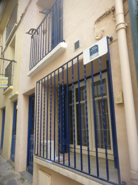Balkon atau teras di 3 Rue Marceau