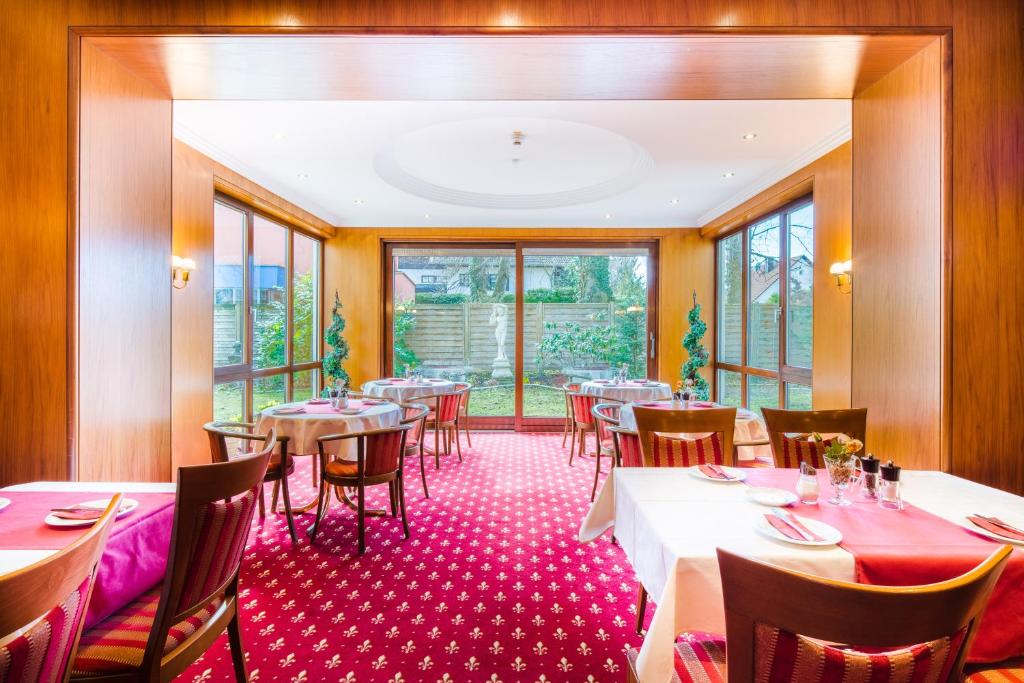Restaurace v ubytování Hotel Asemann Planegg