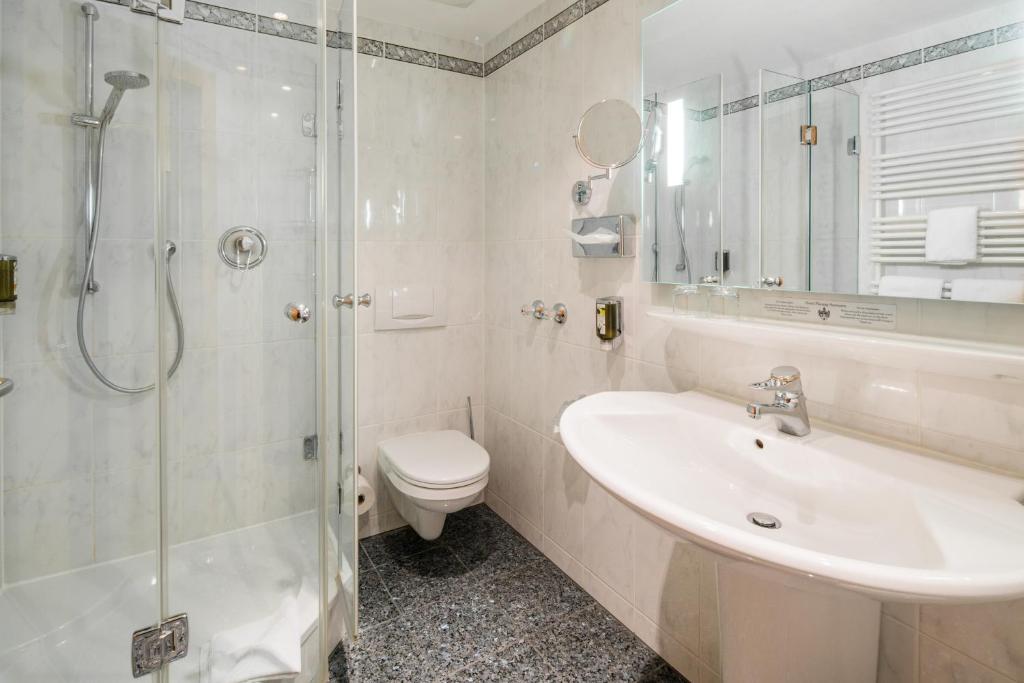 Koupelna v ubytování Hotel Asemann Planegg
