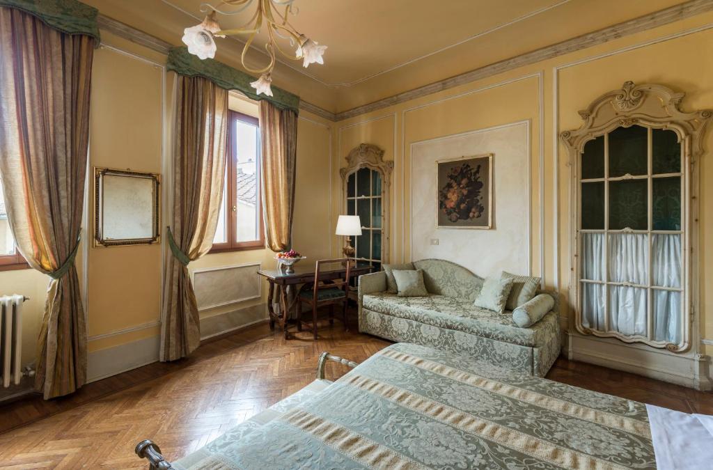 Hotel Torre Guelfa Palazzo Acciaiuoli - Standard Double Room