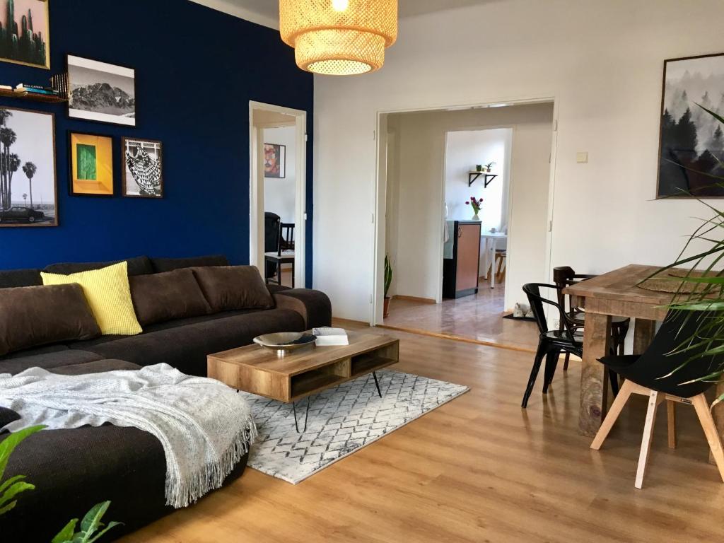 Blu Apartment in Old Town - Two-Bedroom Apartment