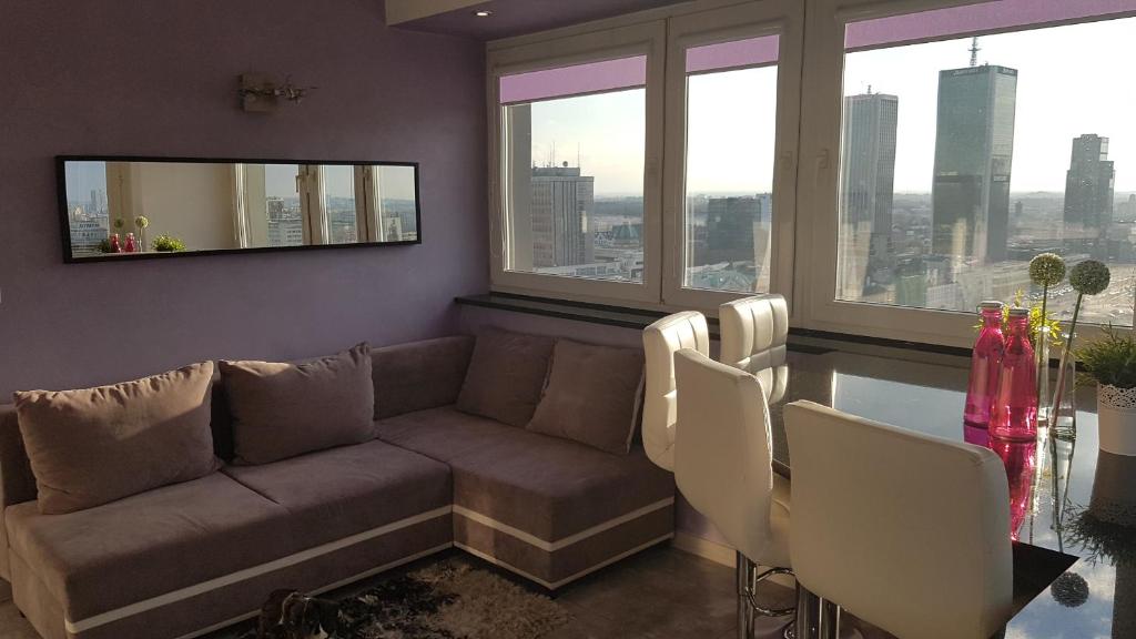 Posedenie v ubytovaní Centre Apartamenty Warszawa