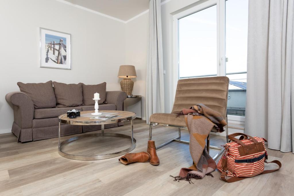 Posezení v ubytování strandnahe FeWos mit Balkon, Residenz Bel Vital - Kategorie B
