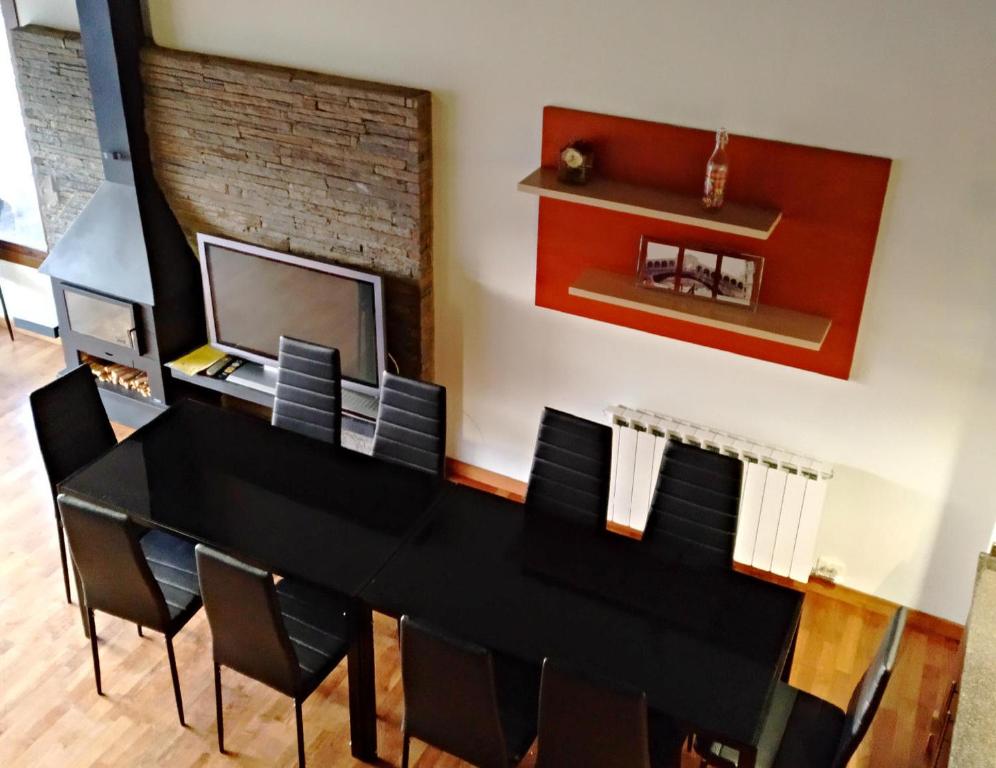 TV a/nebo společenská místnost v ubytování Fantástica casa adosada en Prullans