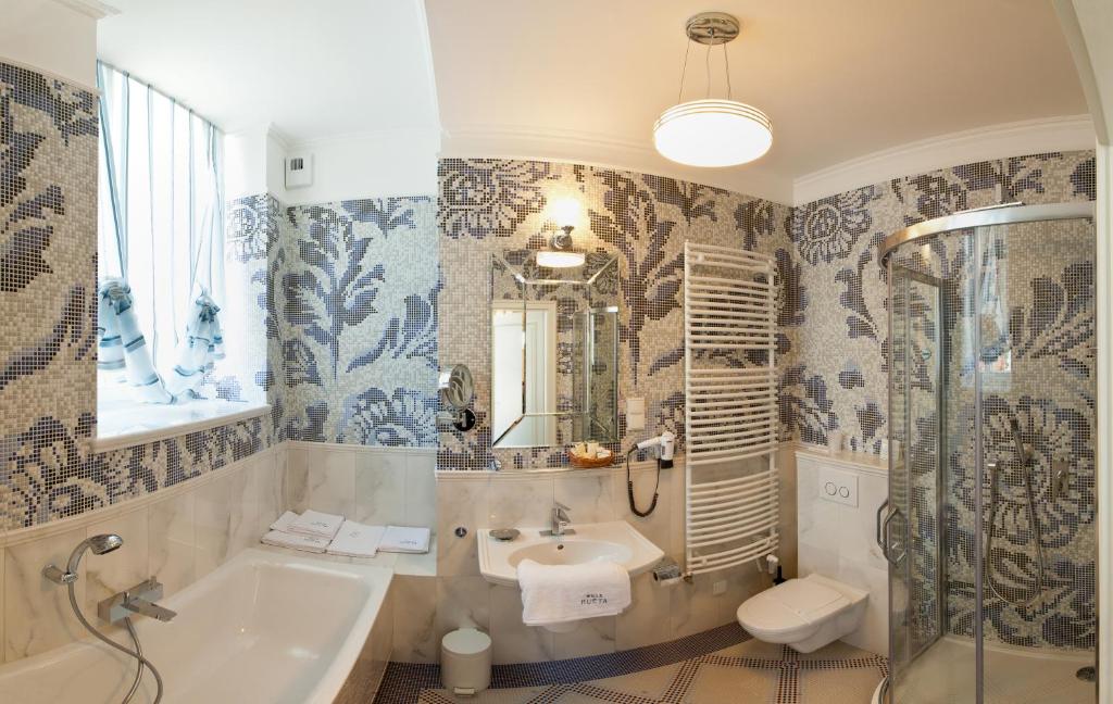 Hotel Willa Hueta - 11