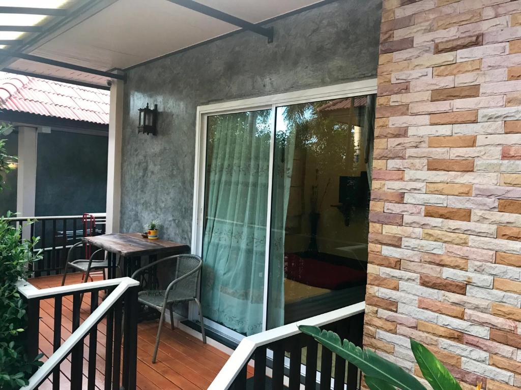 Balkón nebo terasa v ubytování Pennapa Chalet