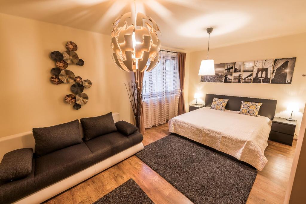 Enzo Apartman - Housity