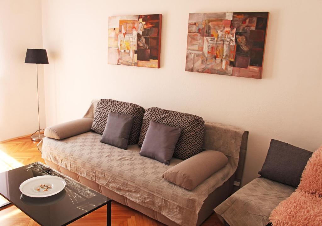 Posedenie v ubytovaní Orchidea Apartment Split in the Centre